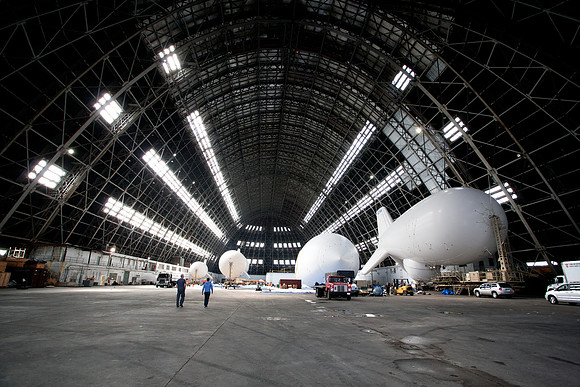 IMG_5409-RW Zeppelin Hanger