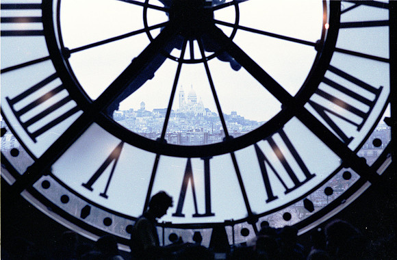 CLOCK IN PARIS03